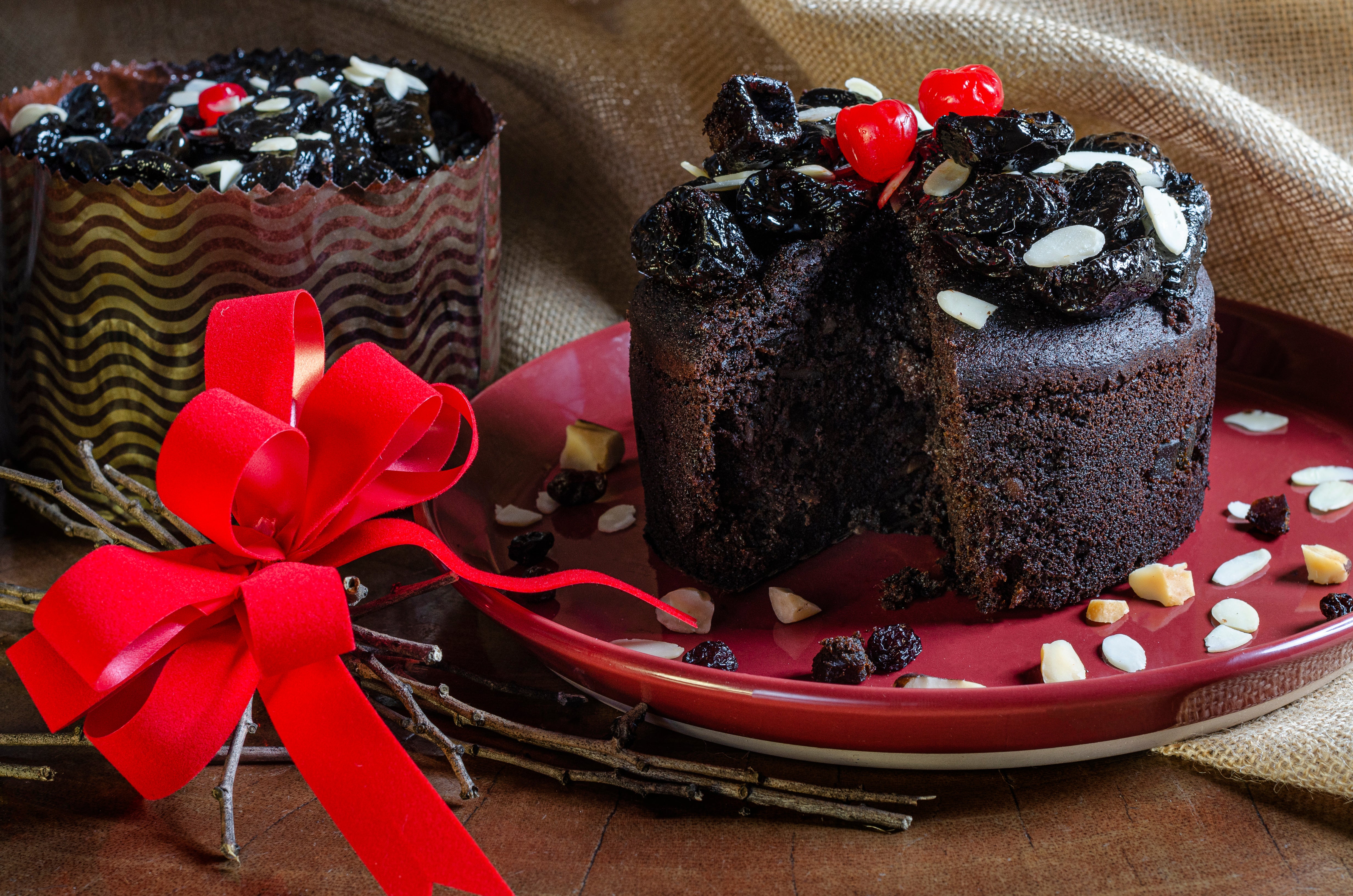 Limited Edition Christmas Black Cake